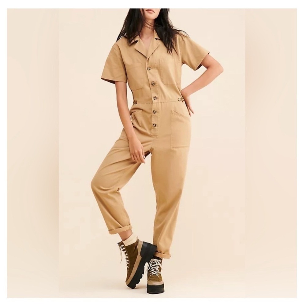 PISTOLA Grover Utility‎ Jumpsuit Size XS Sesame Tan Short Sleeve Boilersuit NWOT